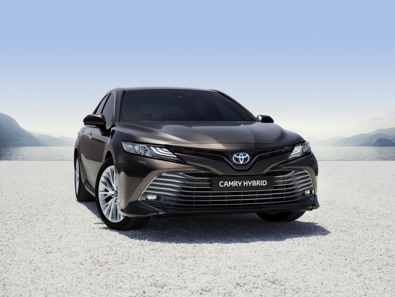 Toyota Camry 2019