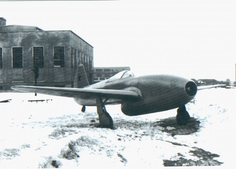 Самолет як-23