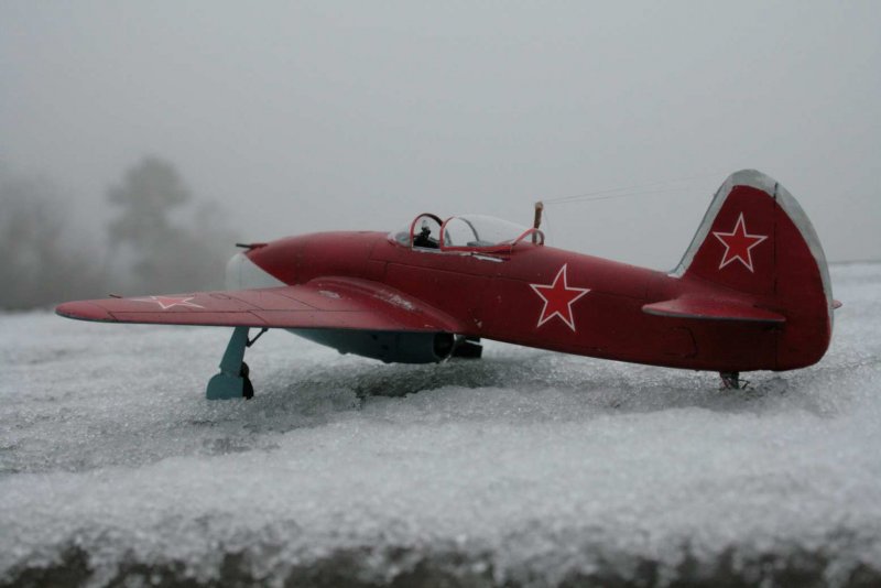Як-19 реактивный самолёт