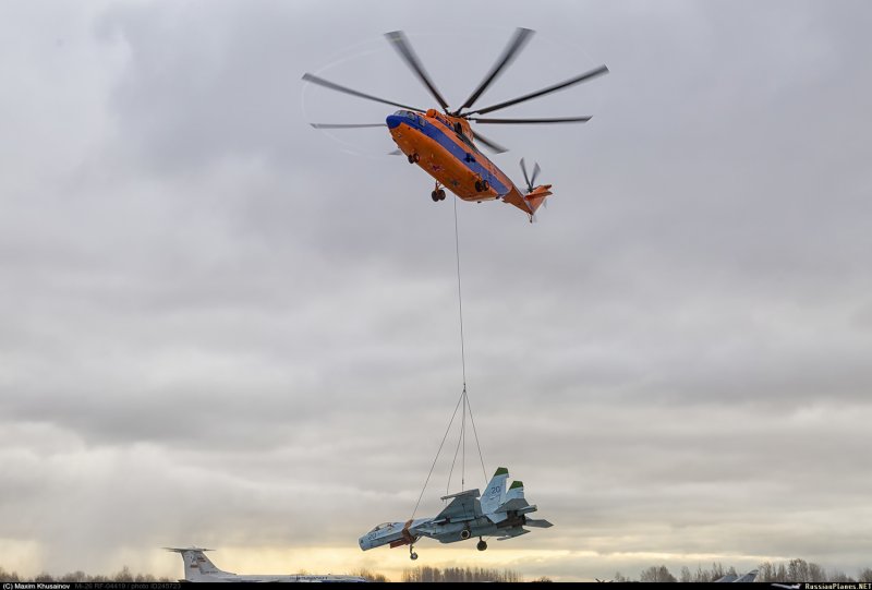Ми 26 вертолет подвес