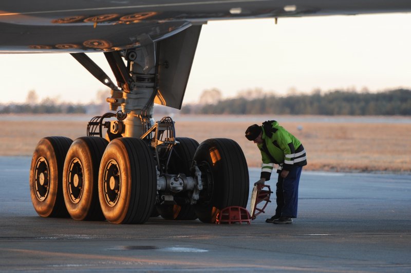 Шасси самолета Боинг 777