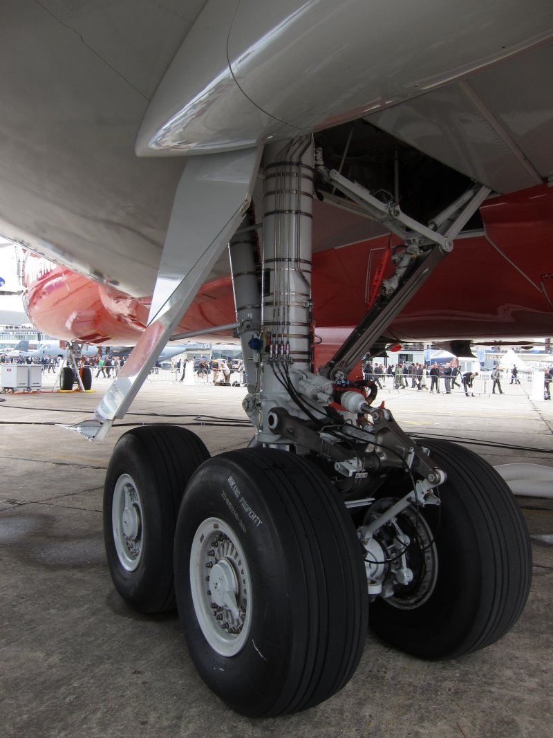 Колесные шасси Боинг 747