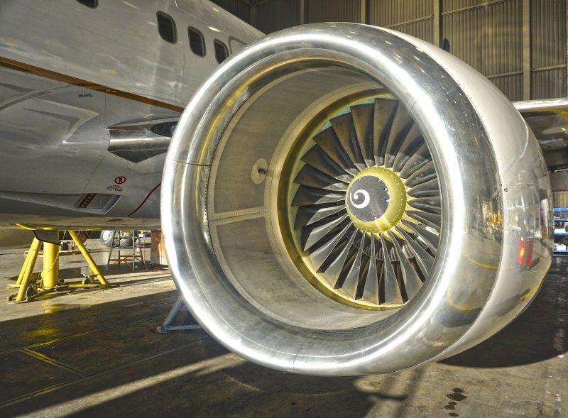 B737 двигатель