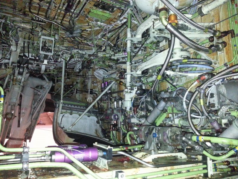 Ниша шасси Боинг 737