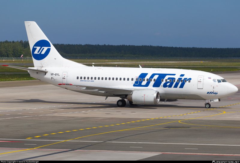 Боинг 737500 ЮТЭЙР