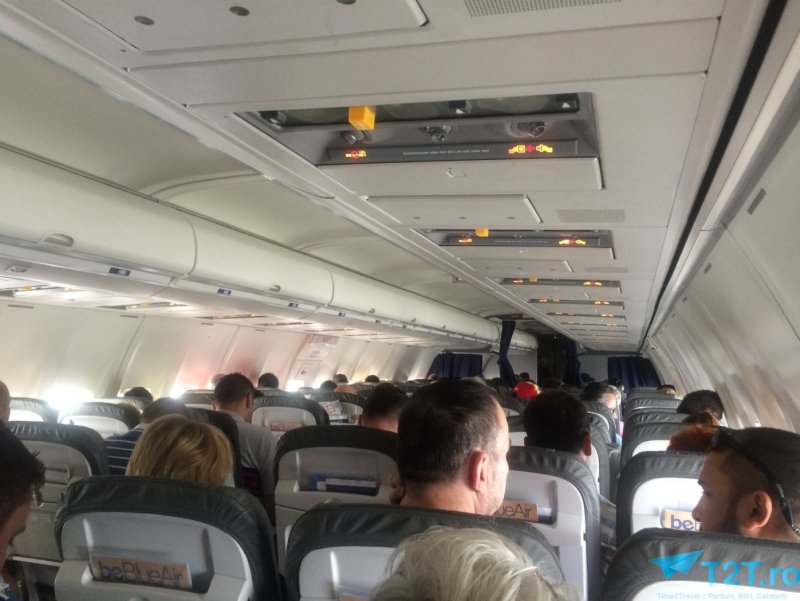 РУСЛАЙН Boeing 737-500 салон