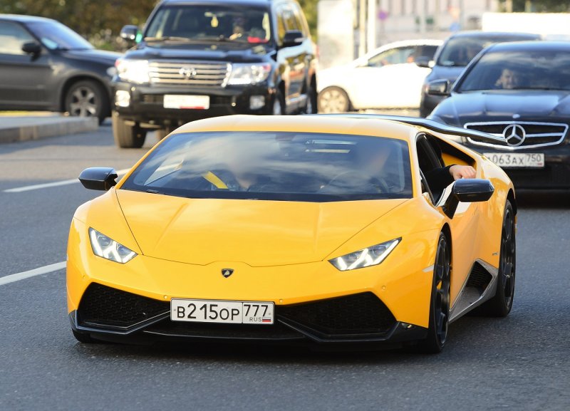Ламборгини авентадор 2011 белый