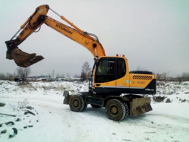 Гусеничный экскаватор Hyundai r260lc-9s