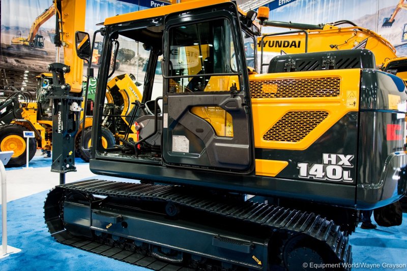 Экскаватор гусеничный Hyundai r35z-9