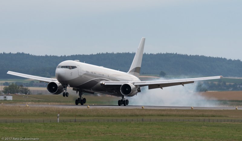Boeing 767-33a er Абрамовича