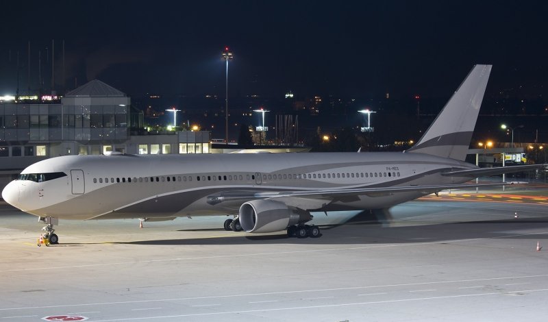 Боинг 767-33a/er Абрамовича