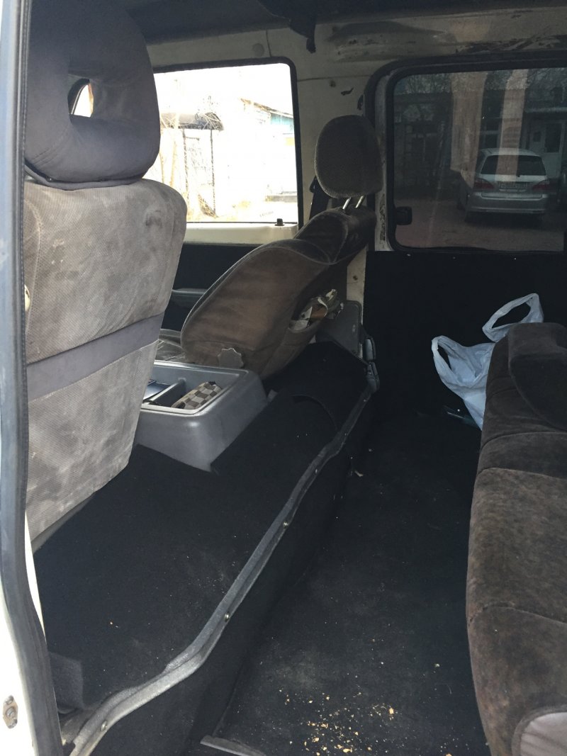 Mazda Bongo Brawny салон