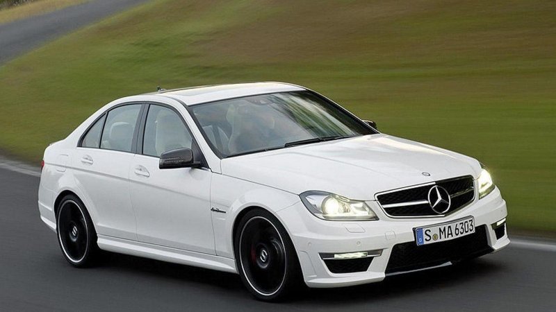Mercedes c63 AMG 2012