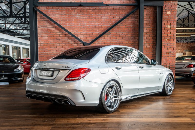 Mercedes Benz c63s AMG