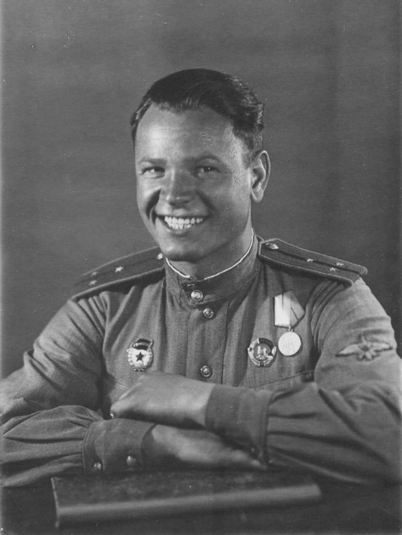 Одинцов Михаил Петрович дважды герой