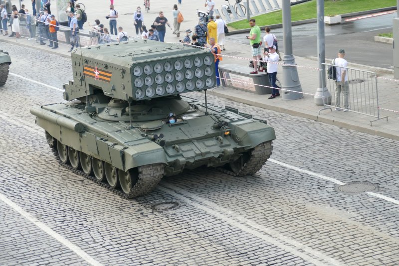 РСЗО ТОС-1 "Буратино"