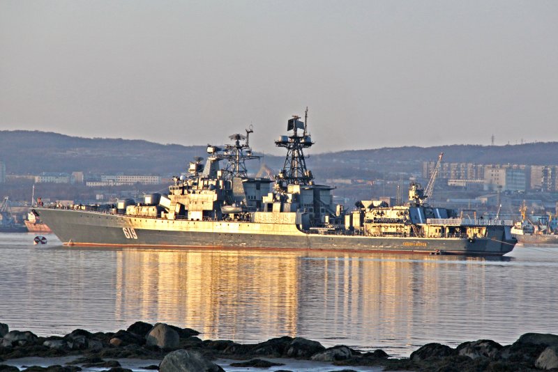 Большой противолодочный корабль Северного флота "Североморск"