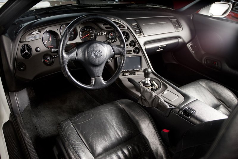 Toyota Supra a80 салон