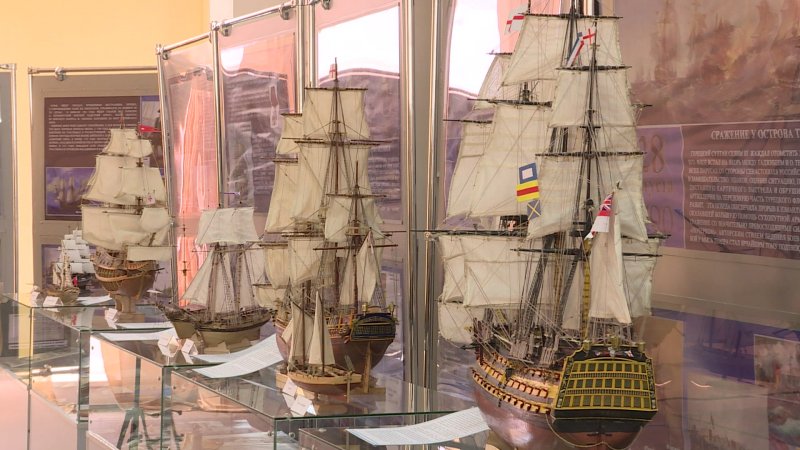 Модель военного корабля времен Петра 1 из пенопласта своими руками