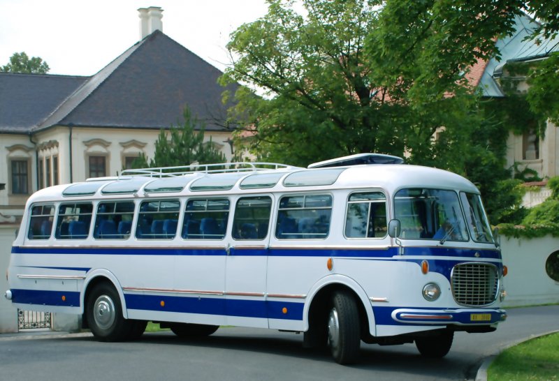 Skoda 706 RTO Lux