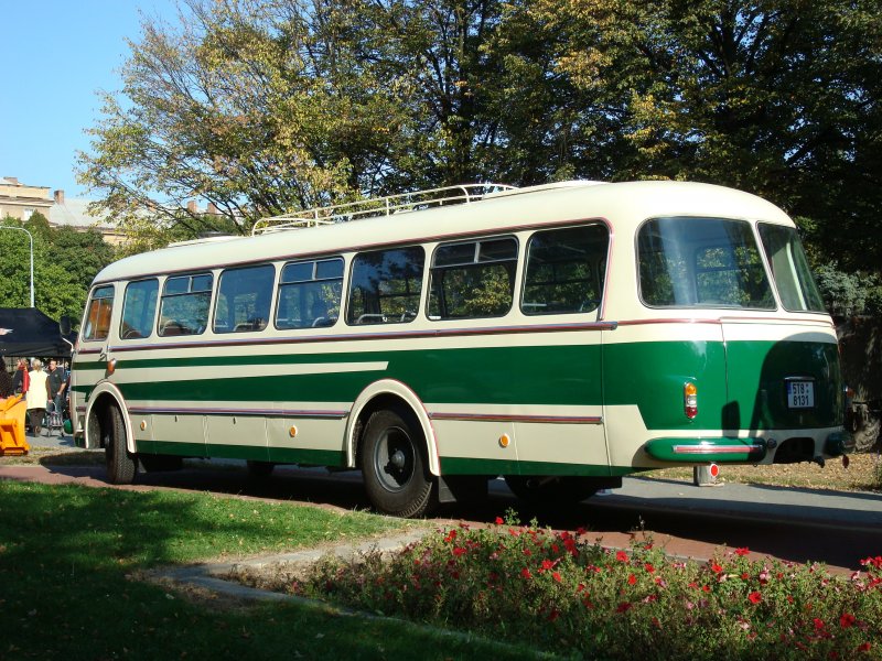 Автобус Skoda 706 RTO