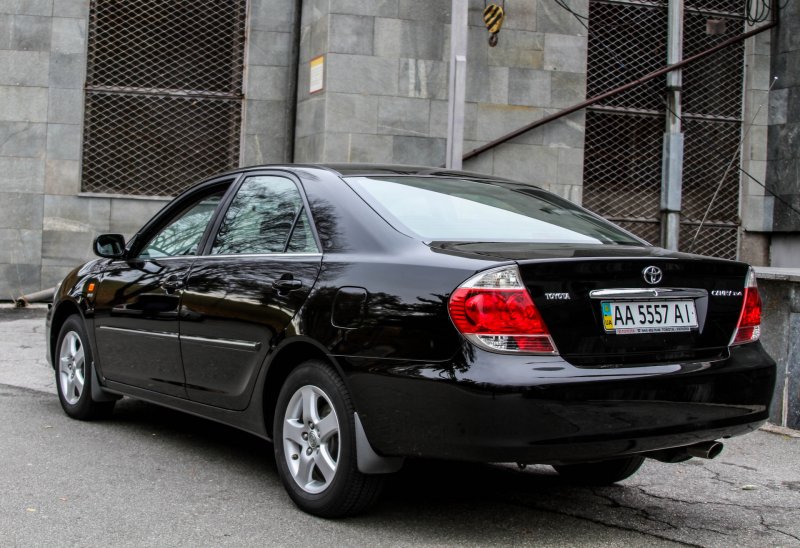 Toyota Camry v30