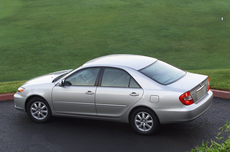 Toyota Camry v30