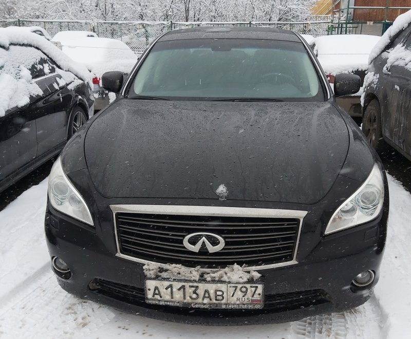 Инфинити м37х белая