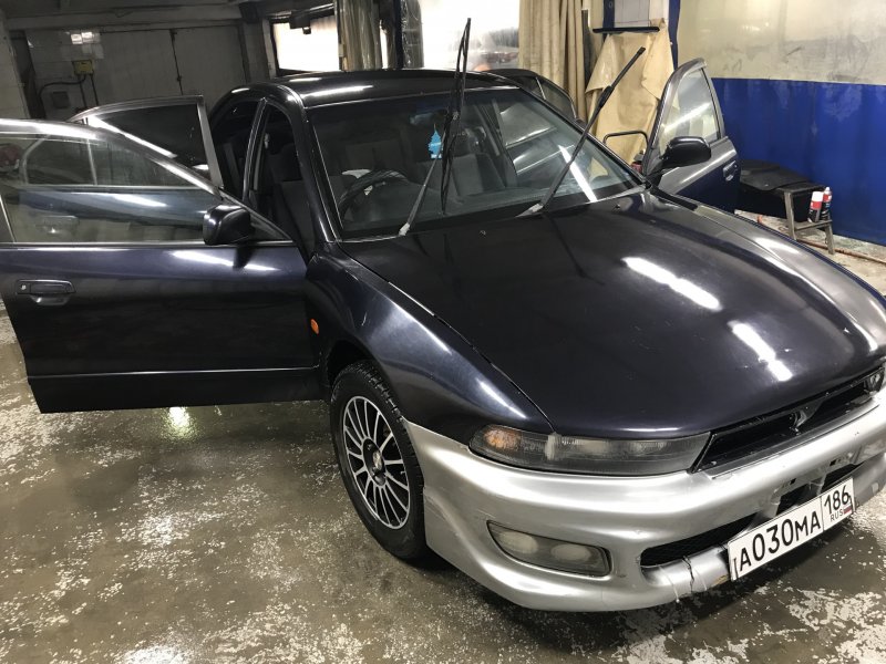 Mitsubishi Galant 2 л. 1998