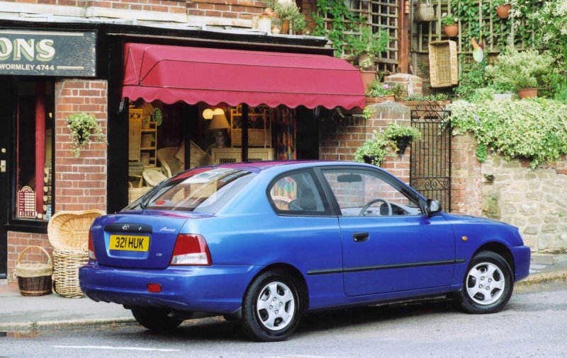 Hyundai Accent 2001 хэтчбек