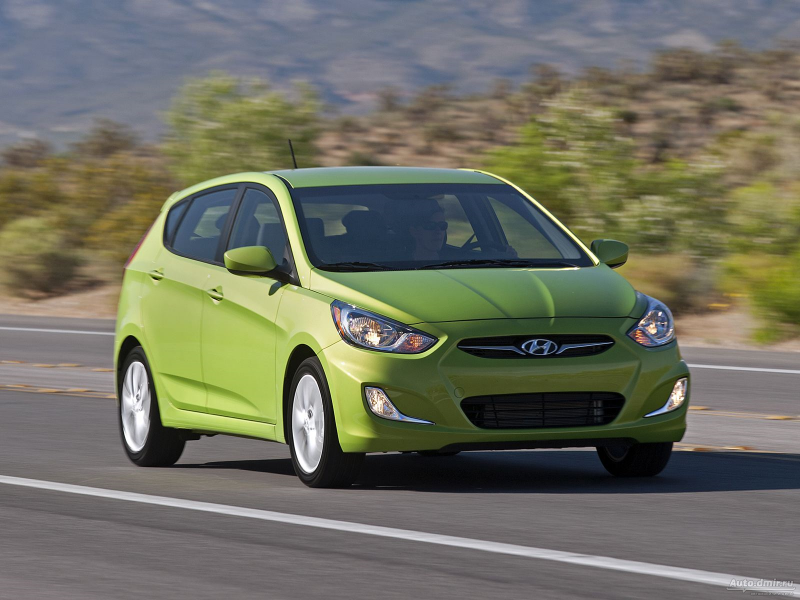 Hyundai Accent 2012 хэтчбек