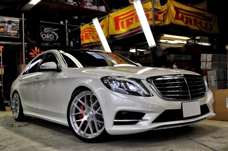 S63 AMG w222
