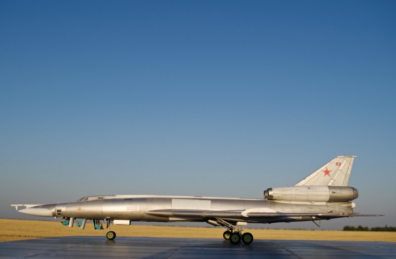Ту 22 105