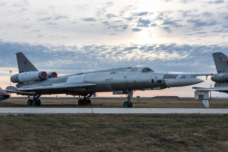 Ту-22 сверхзвуковой самолёт