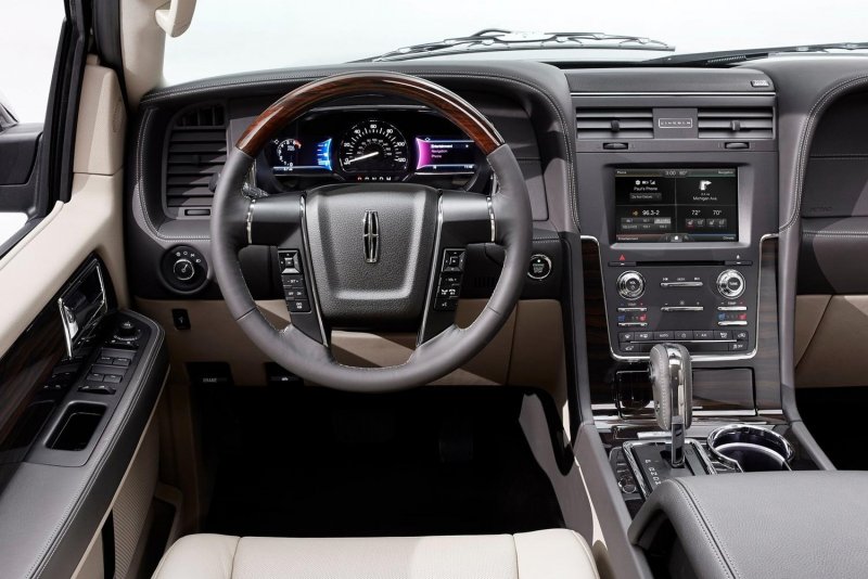 Lincoln Navigator 2014