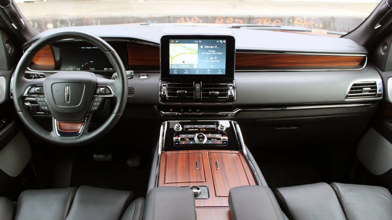 Lincoln Navigator 2018 салон