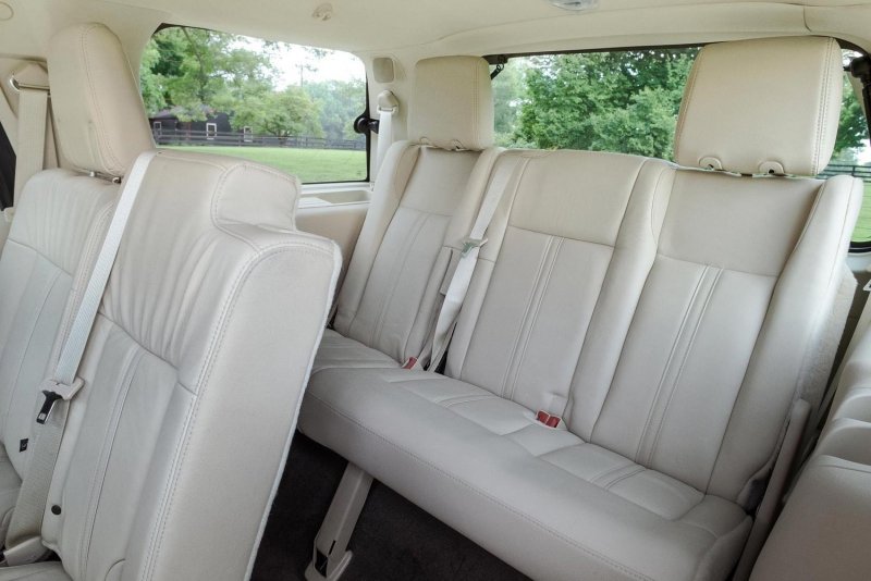 Lincoln Navigator 2015 салон