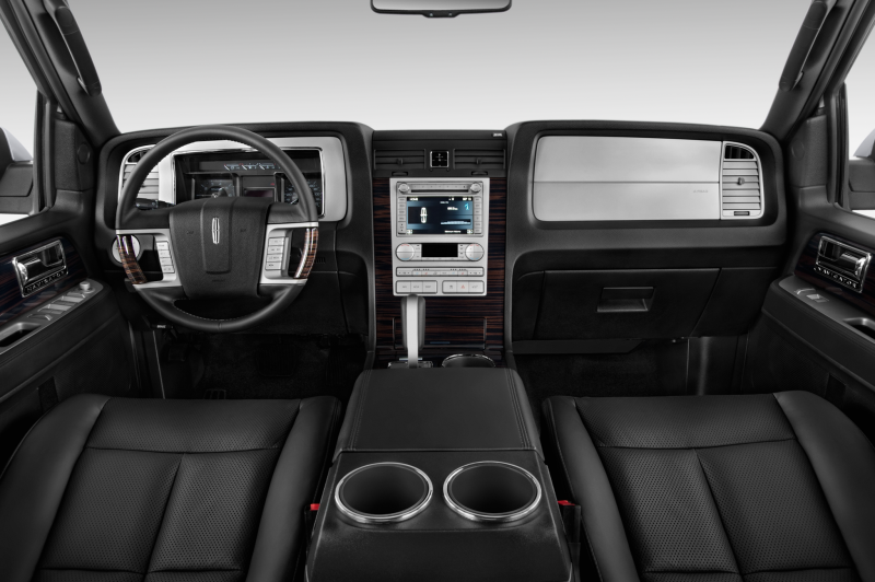 Lincoln Navigator 2015 салон
