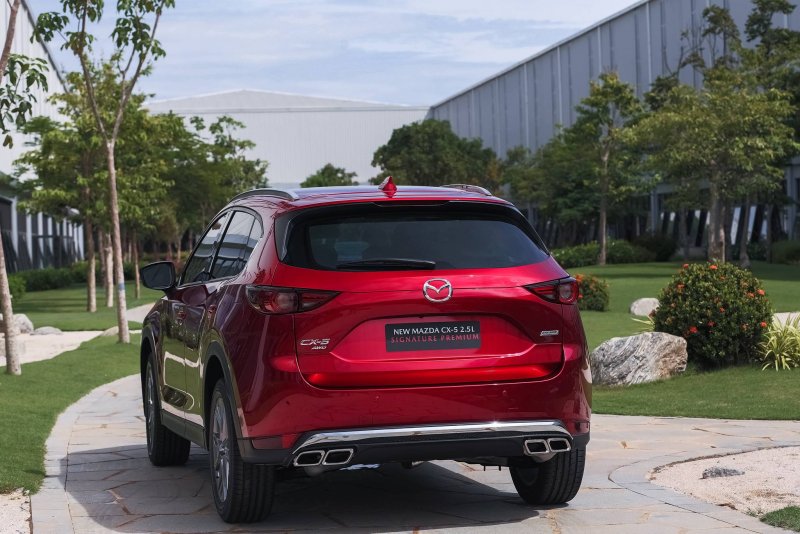 Mazda CX 5 2020 зад