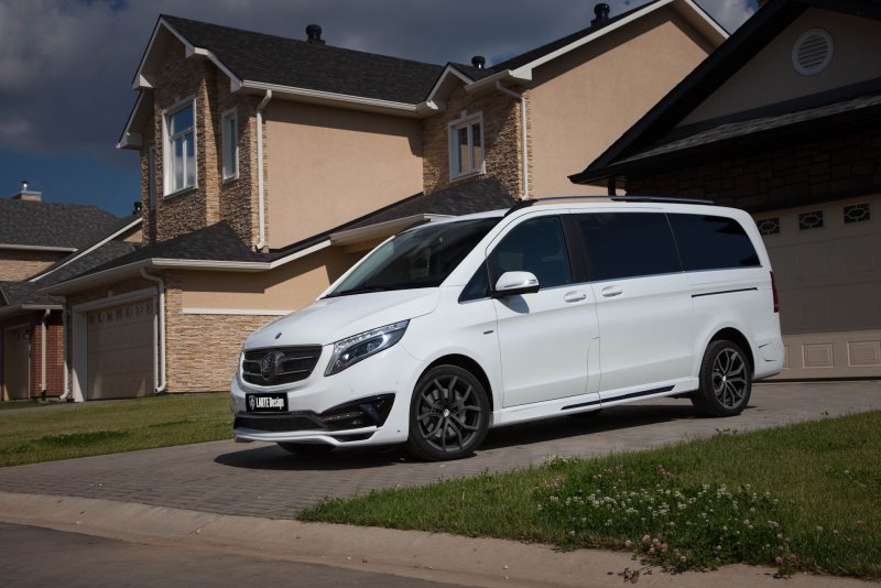 Mercedes-Benz v-class w447 белый