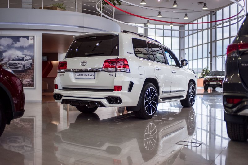 Elford на Toyota Land Cruiser 200