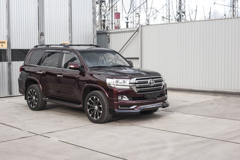 Toyota Land Cruiser 200 Tuning