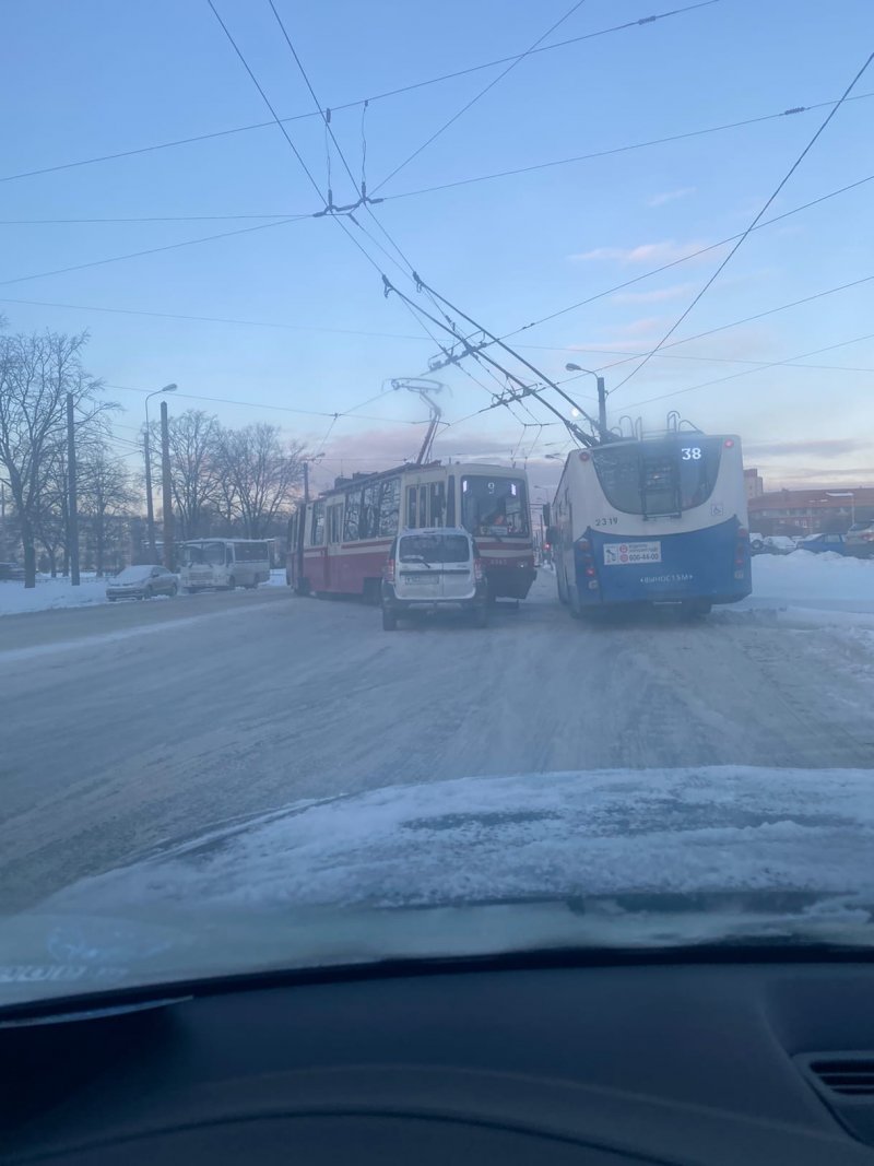 Пробка ночью на МКАДЕ