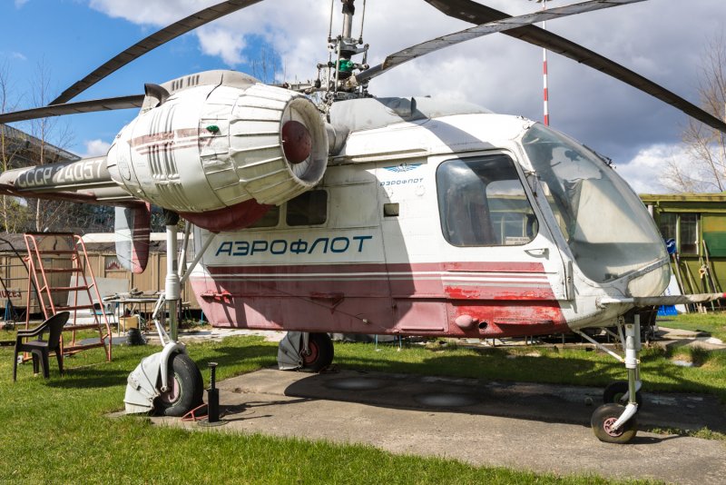 Совётский вертолёт ми1
