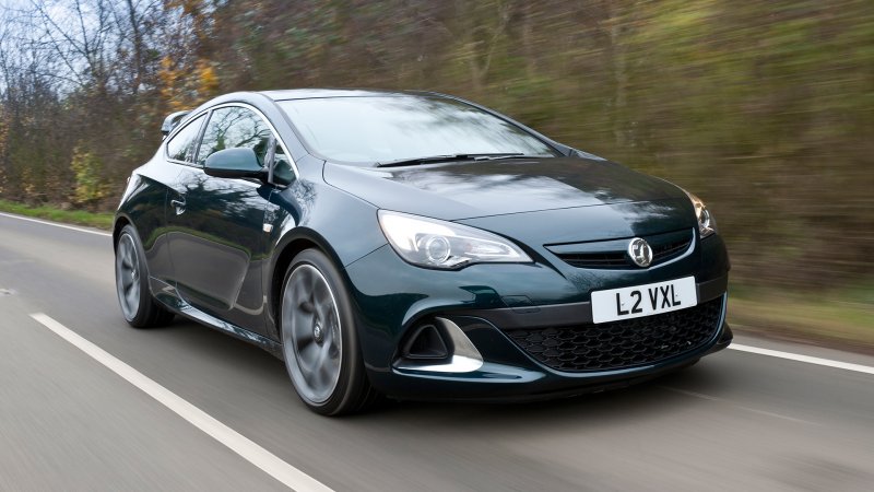 Opel Astra j GTC Black Top