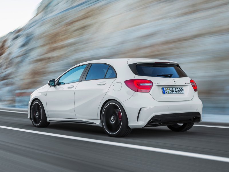 Mercedes Benz a45 w176