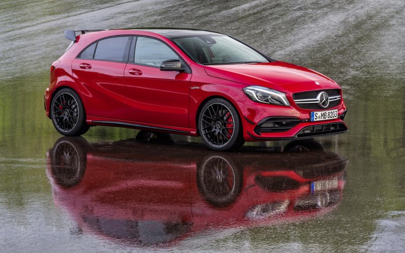 Mercedes a45 AMG 2015