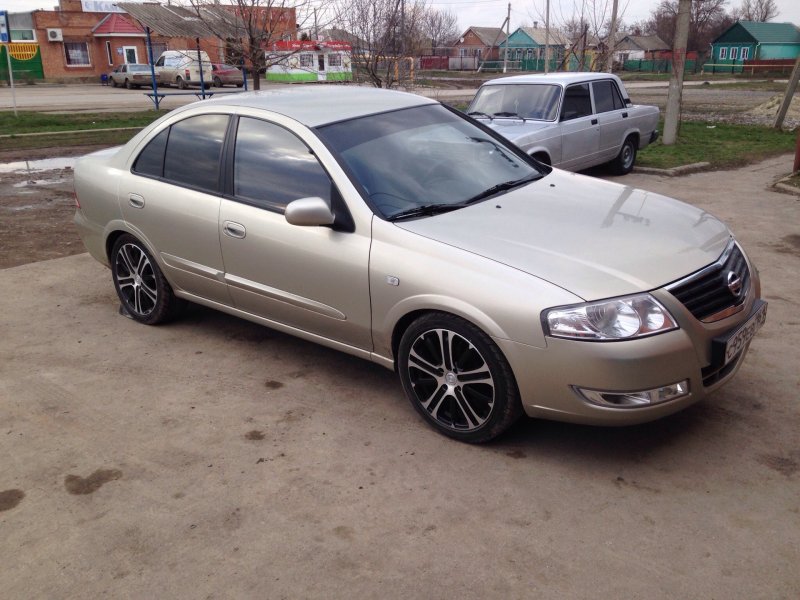 Nissan Almera на 17 дисках