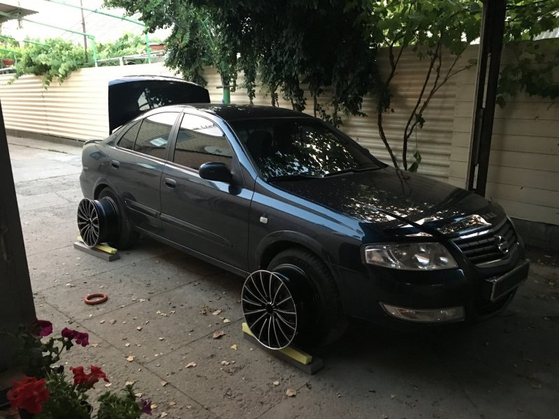 Nissan Almera Classic r16