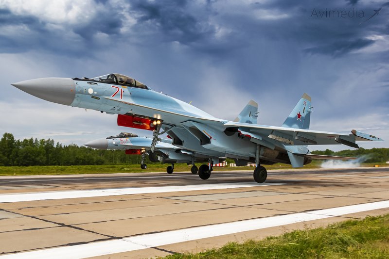 Су-27куб кабина